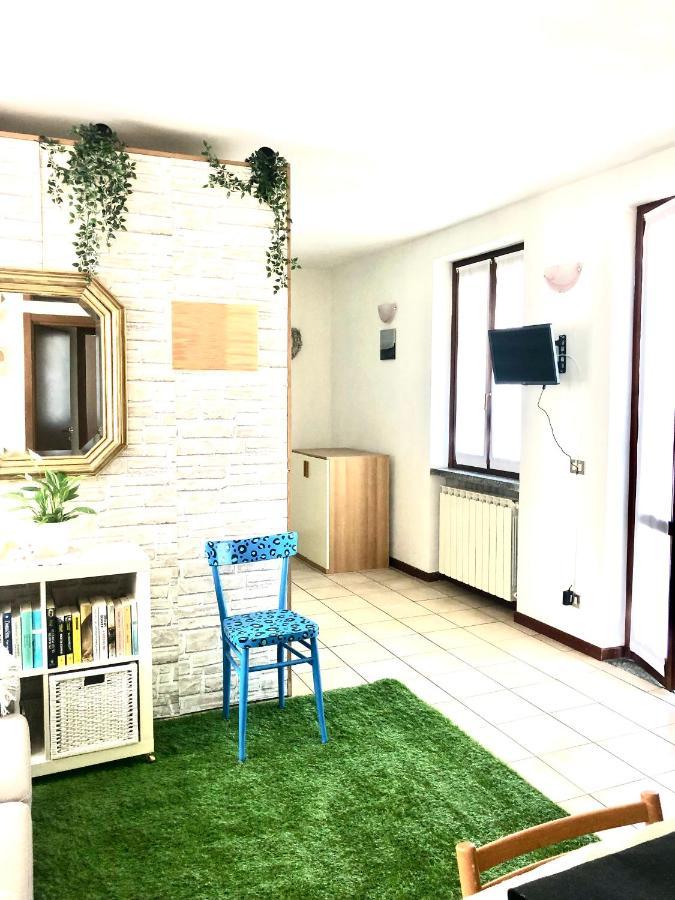 Appartement Casa Nonna Elide à Besozzo Extérieur photo