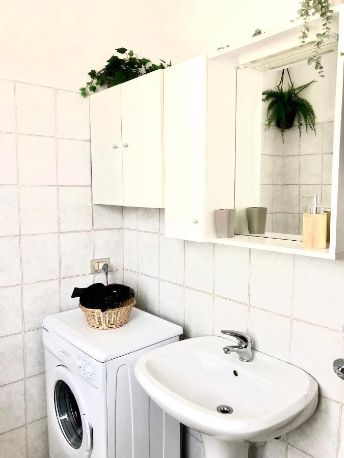 Appartement Casa Nonna Elide à Besozzo Extérieur photo