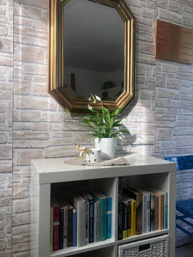 Appartement Casa Nonna Elide à Besozzo Extérieur photo