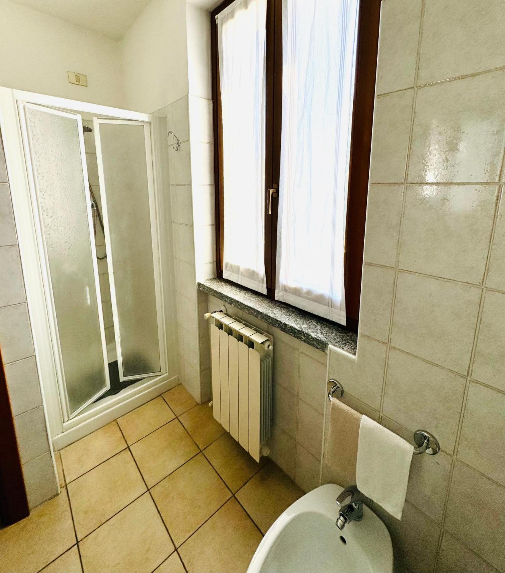 Appartement Casa Nonna Elide à Besozzo Extérieur photo